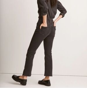 Madewell Mid Rise Kick Out Jeans Black Size 27